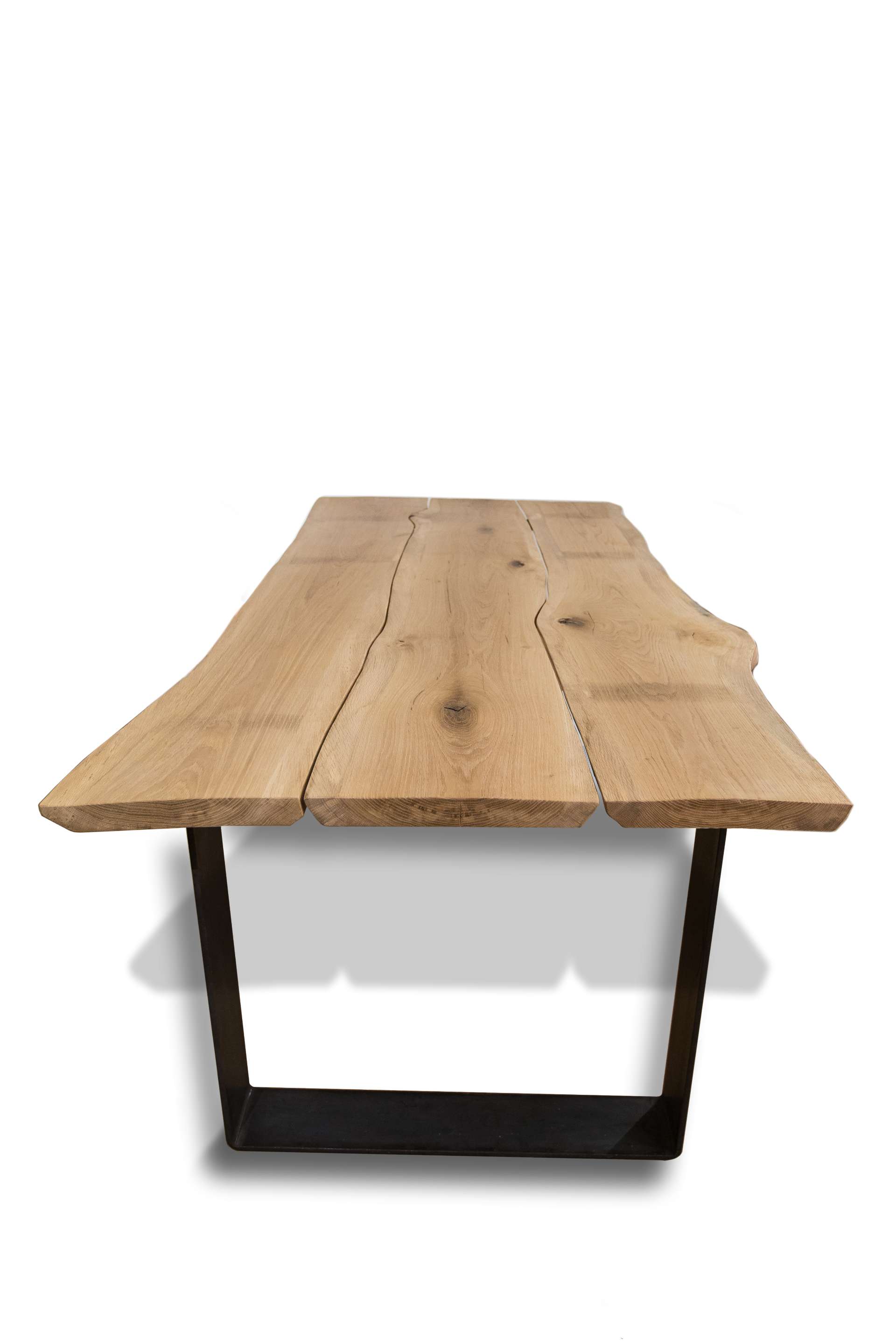 Logotowood - Oak recycled table2