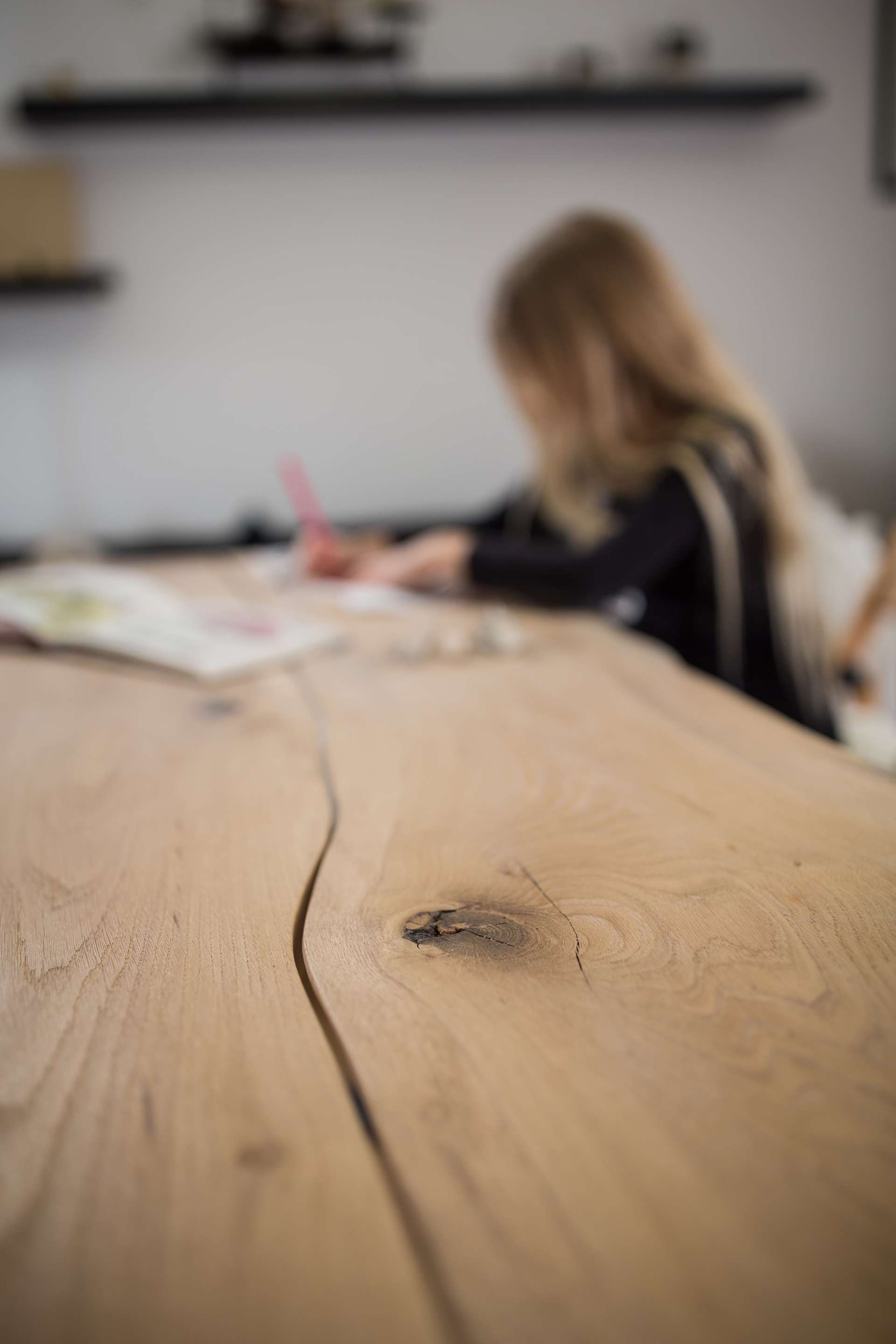 Logotowood - Oak recycled table4